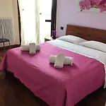 Nina Bed and Breakfast Μπέργκαμο