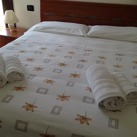 Nina ベッド・アンド・ブレックファスト