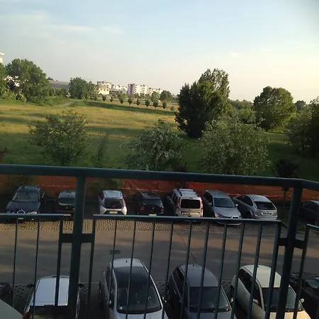 尼娜住宿加早餐旅馆 住宿加早餐酒店 贝尔加莫